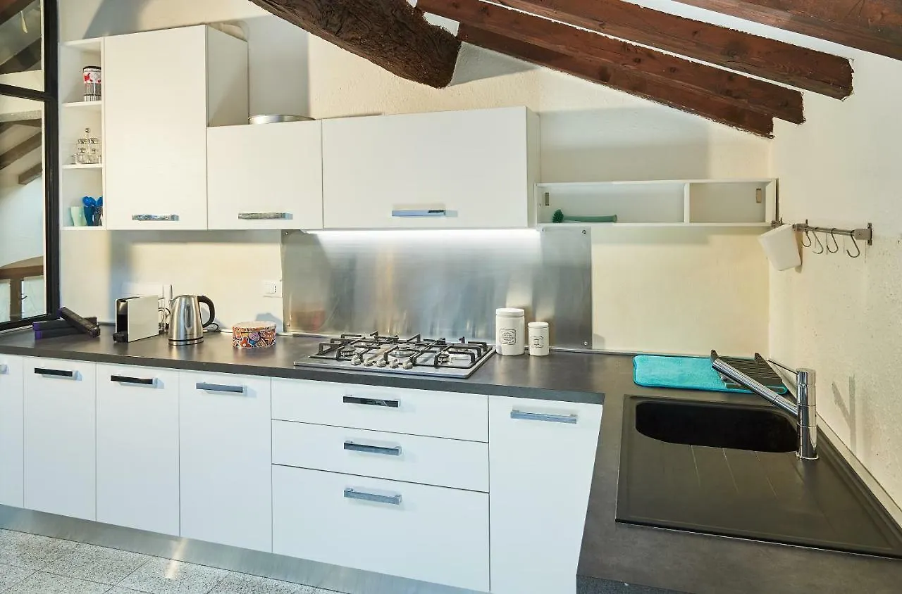 La Casa Di Giulia-Family Apartment Parma Italy