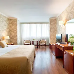 4* Szálloda Starhotels Du Parc