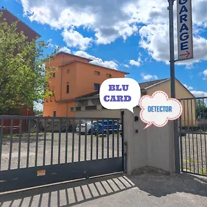 Express Traveller's Front Station Fs Privat Parking Free Парма