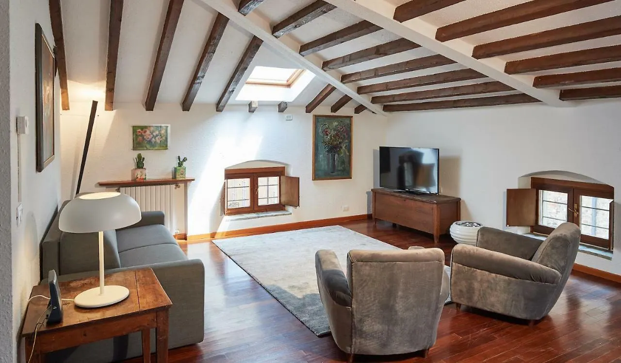 La Casa Di Giulia-Family Apartment Parma